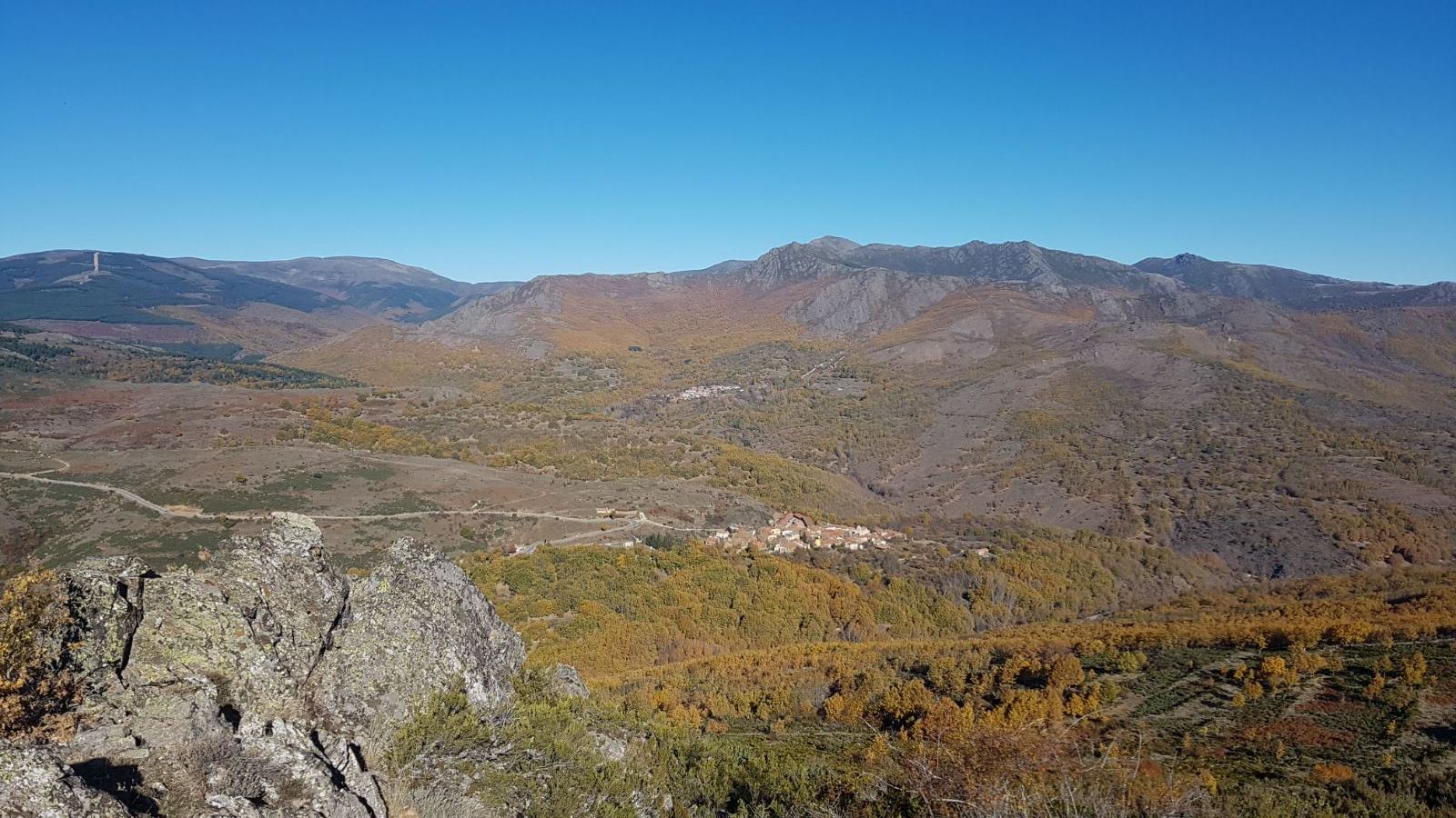 23593587_506532109732161_1774029019579821207_o